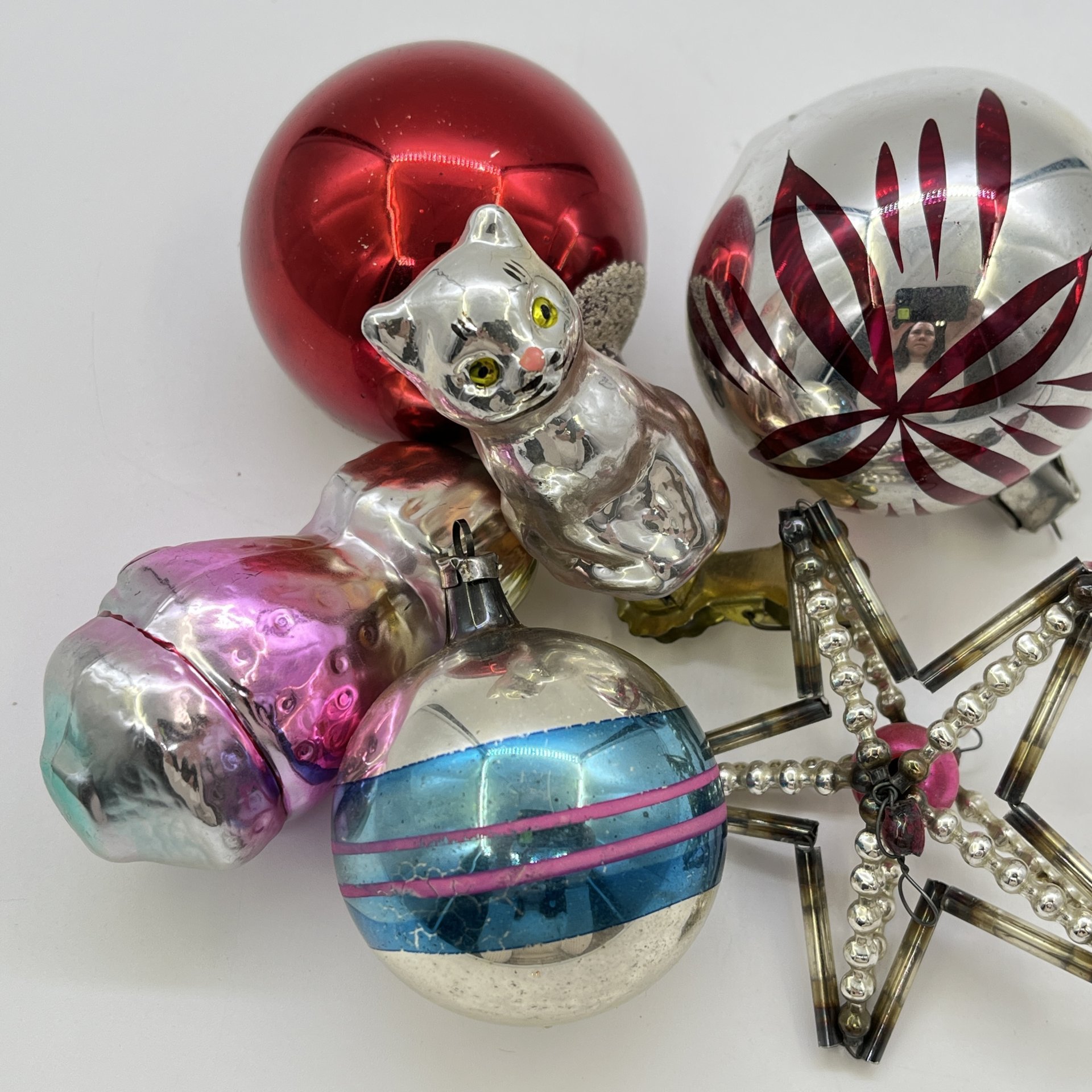 Набор из 6-ти винтажных ёлочных игрушек различных форм и расцветок, стекло, краска, металл, СССР, 1960-1980 гг.